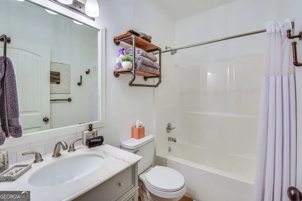 1100 Rova WAY Hiawassee, GA 30546