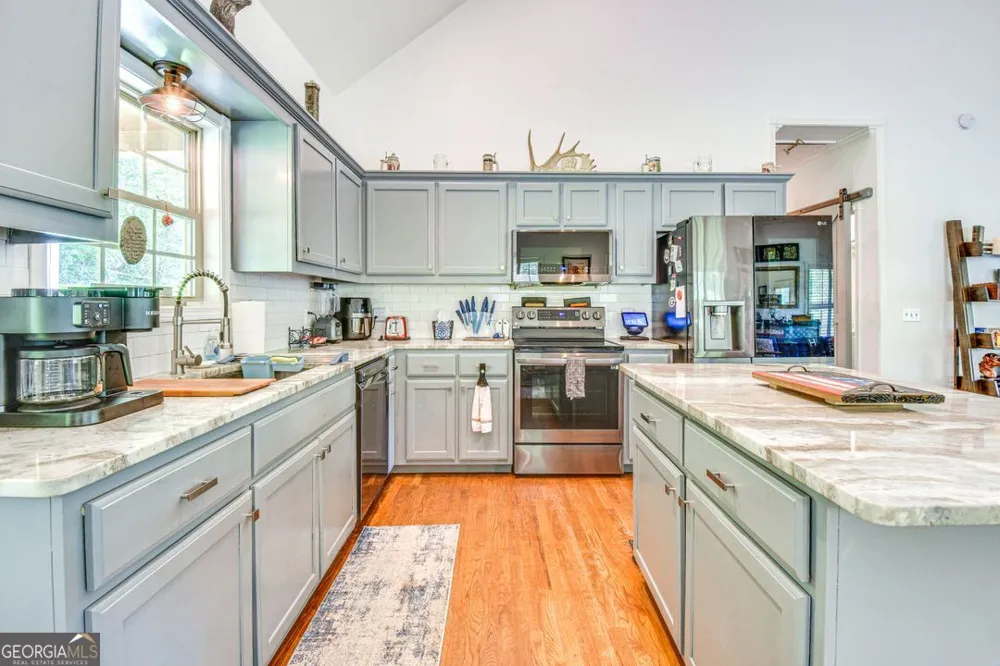 1100 Rova WAY Hiawassee, GA 30546