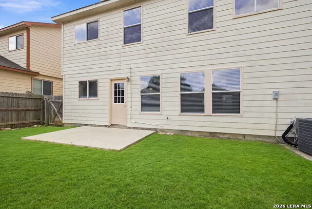 3627 Crimson Star San Antonio, TX 78261