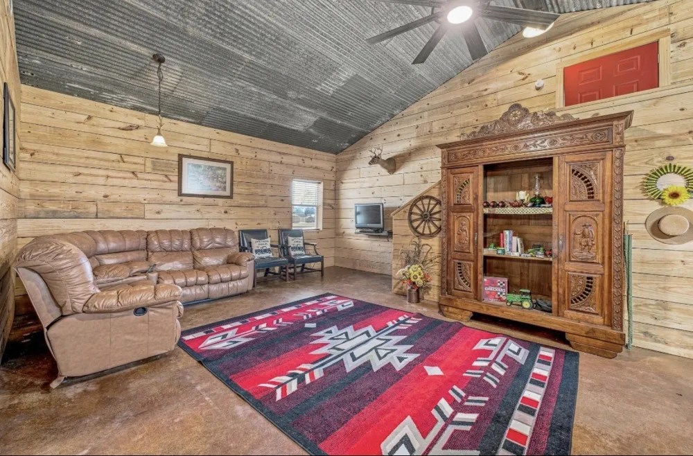323 Slaughter Megargel, TX 76370