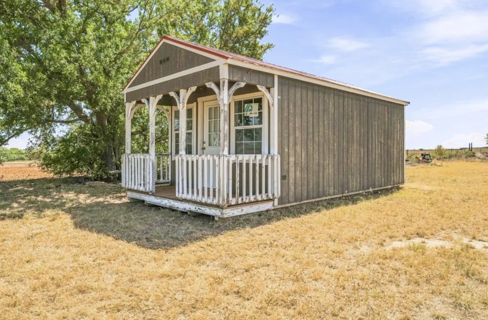 323 Slaughter Megargel, TX 76370