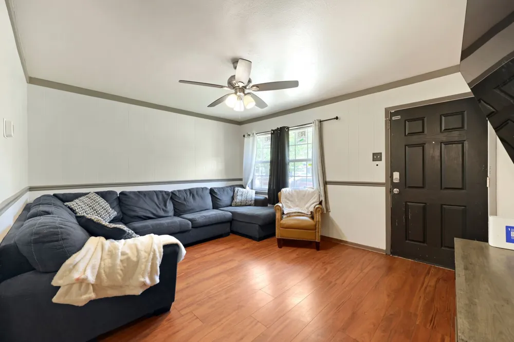 2305 Arcady Lane Lancaster, TX 75134