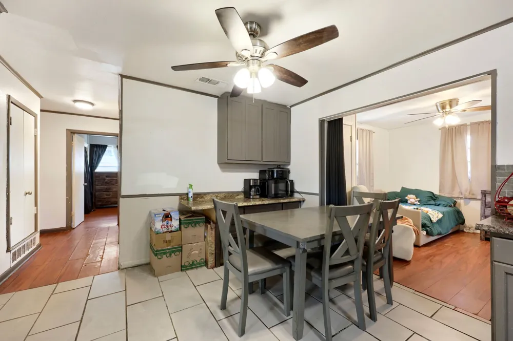 2305 Arcady Lane Lancaster, TX 75134