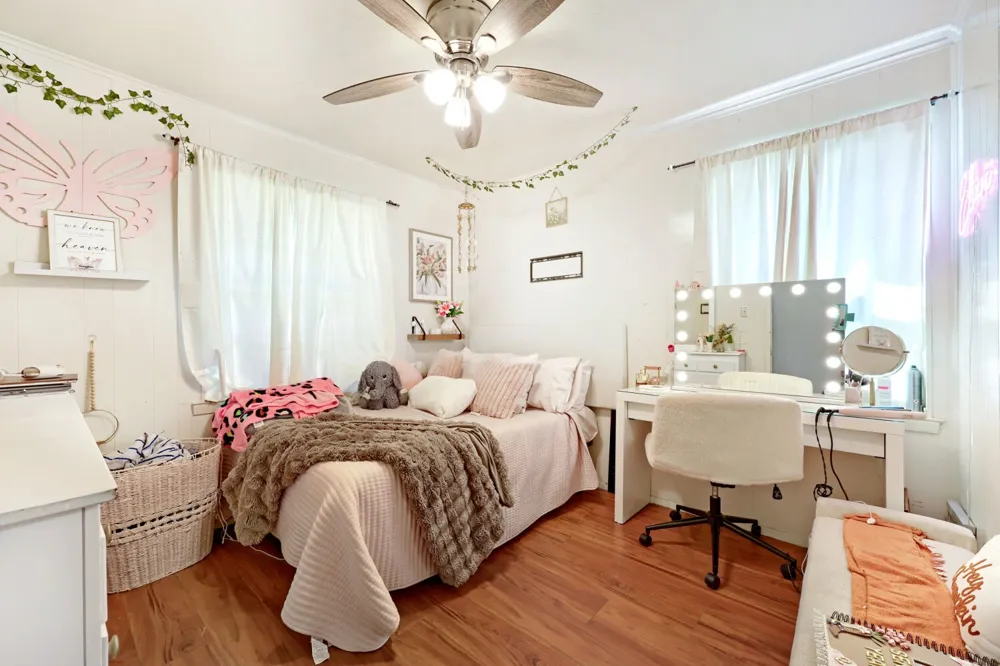 2305 Arcady Lane Lancaster, TX 75134