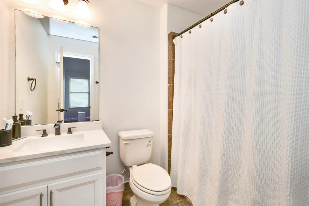 14 S Estherwood Place The Woodlands, TX 77354