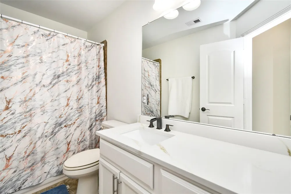 14 S Estherwood Place The Woodlands, TX 77354