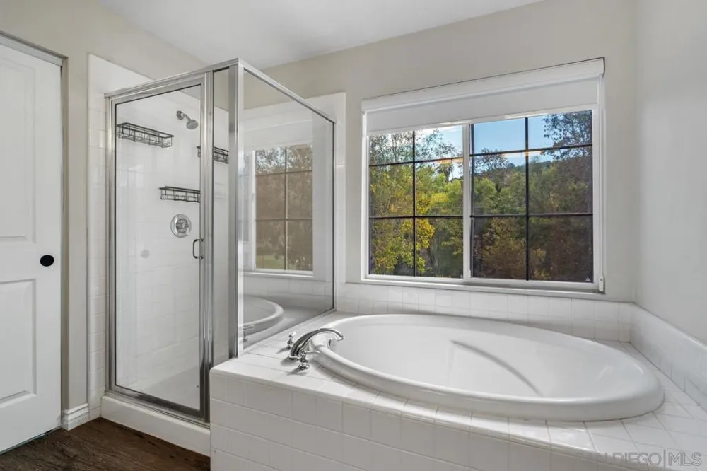 2201 Orange Grove Place Escondido, CA 92027