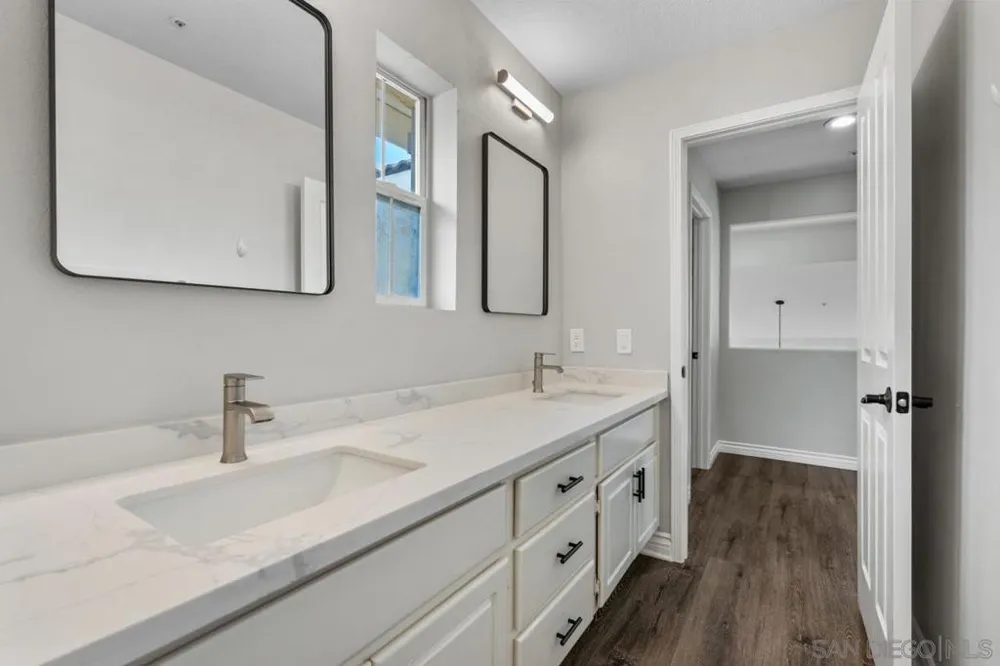 2201 Orange Grove Place Escondido, CA 92027