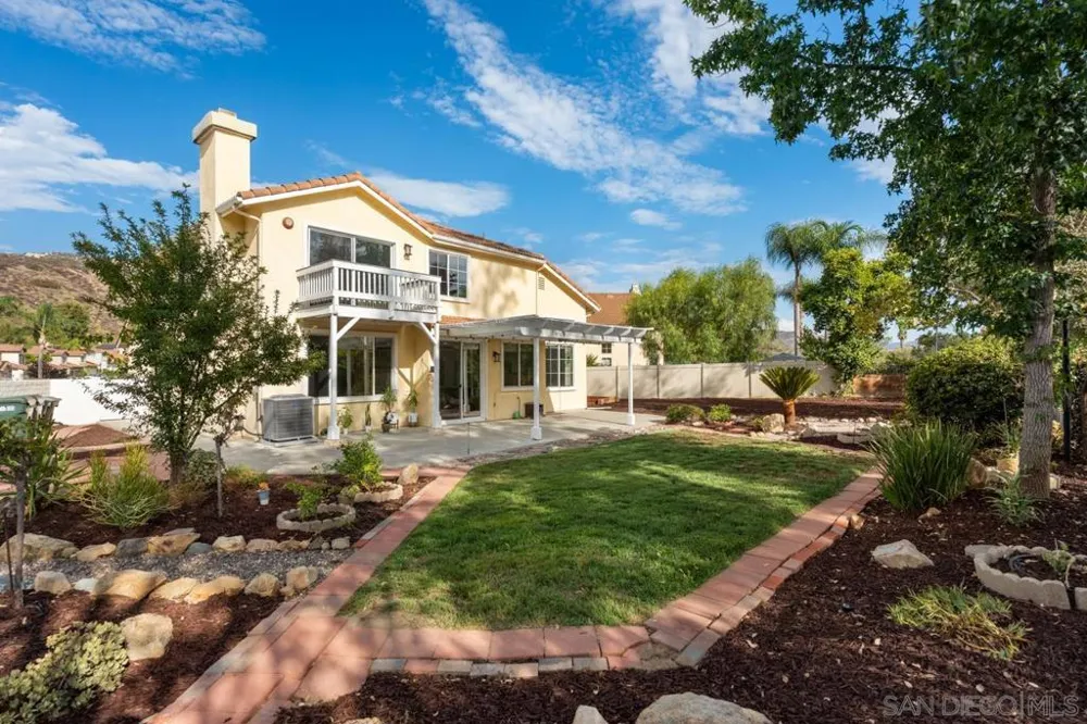 2201 Orange Grove Place Escondido, CA 92027