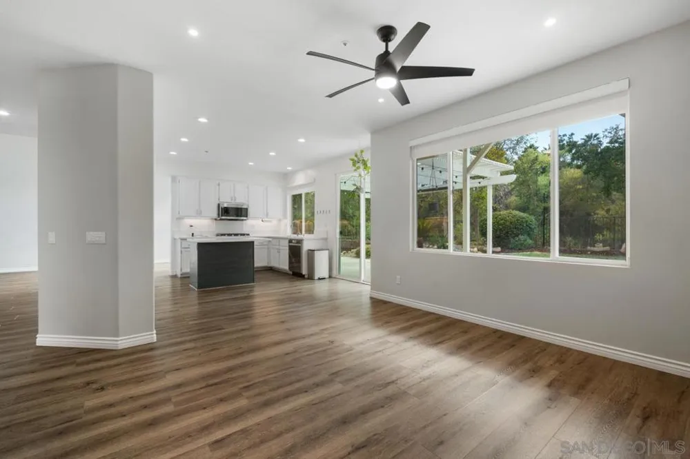 2201 Orange Grove Place Escondido, CA 92027