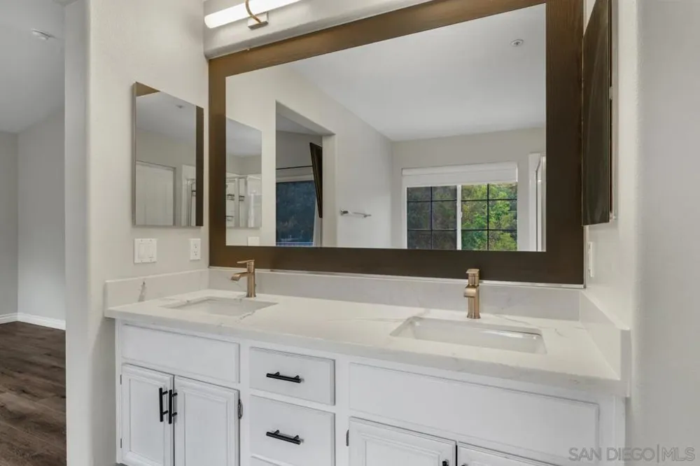 2201 Orange Grove Place Escondido, CA 92027
