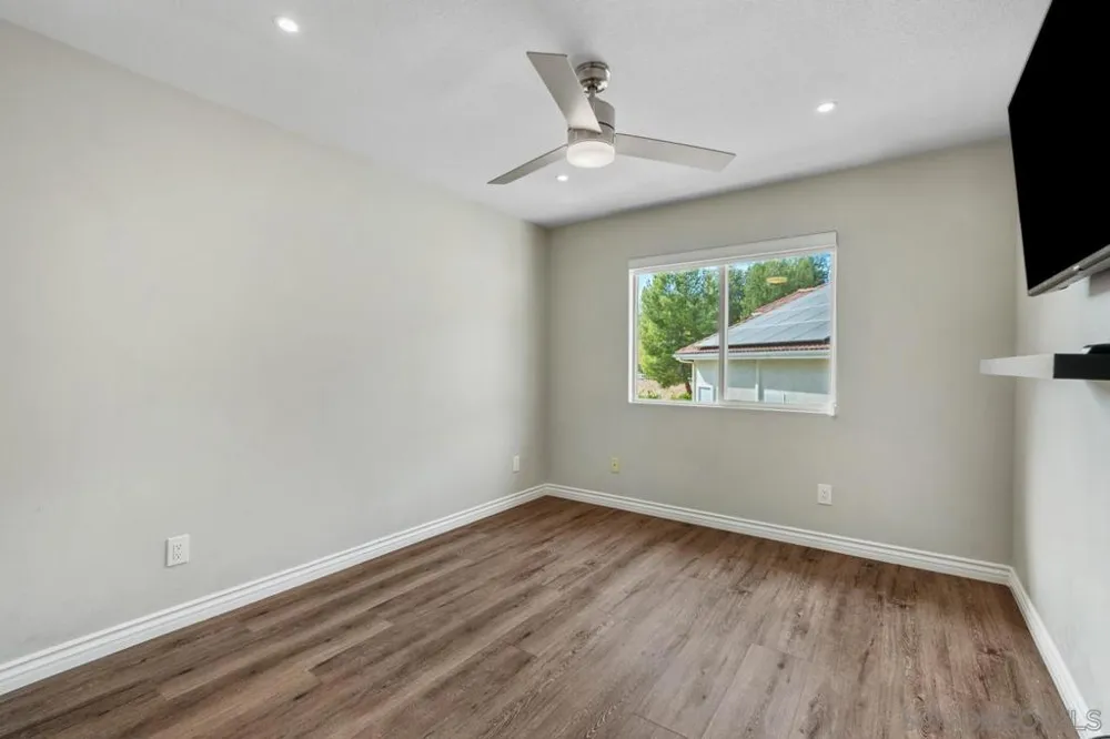 2201 Orange Grove Place Escondido, CA 92027