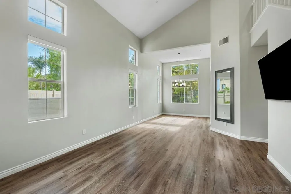 2201 Orange Grove Place Escondido, CA 92027