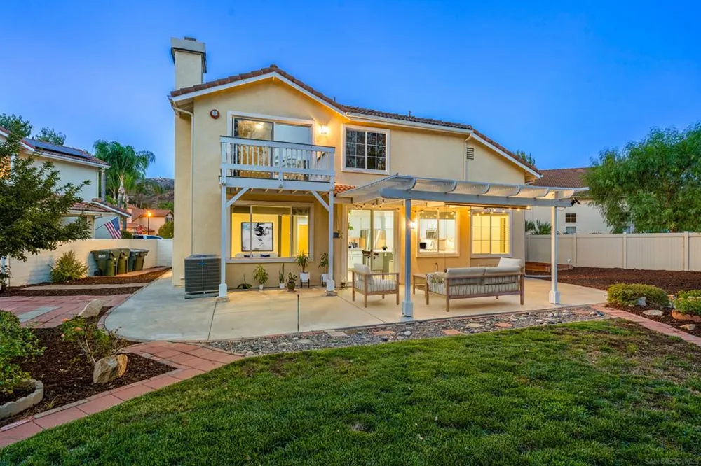 2201 Orange Grove Place Escondido, CA 92027