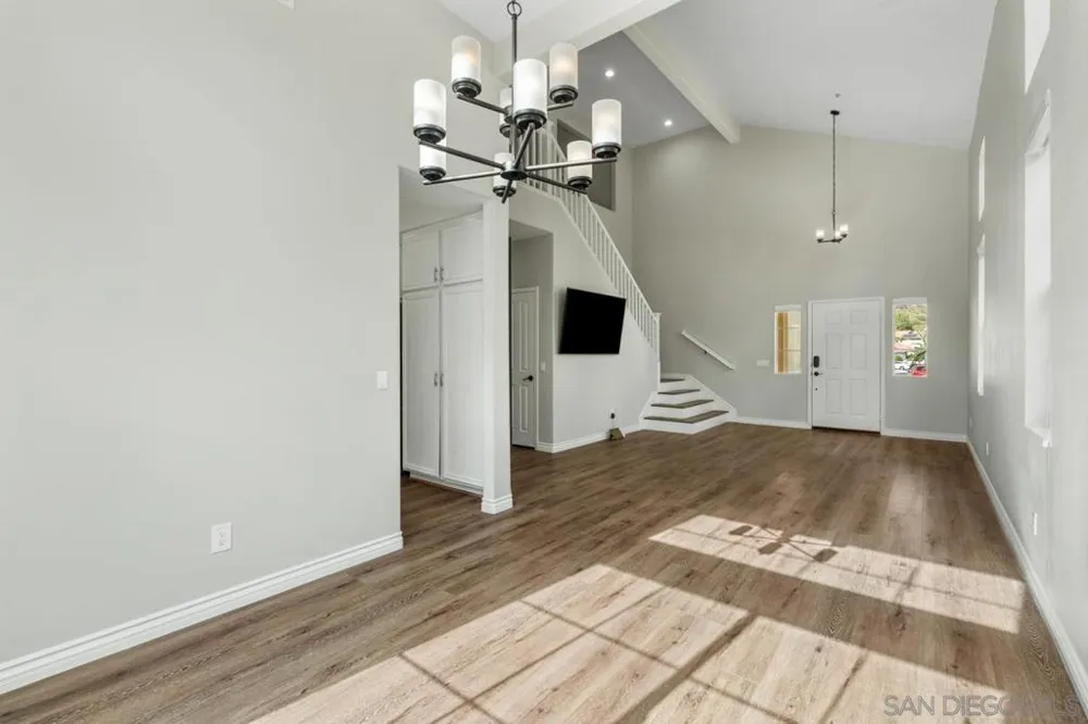 2201 Orange Grove Place Escondido, CA 92027