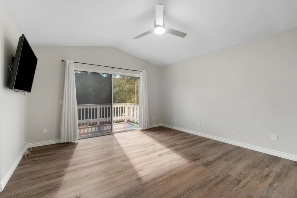 2201 Orange Grove Place Escondido, CA 92027