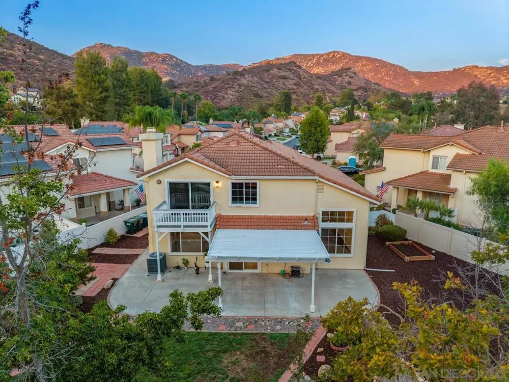 2201 Orange Grove Place Escondido, CA 92027