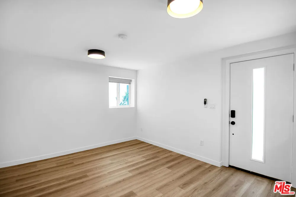 1021 Genesee Avenue #11 West Hollywood, CA 90046