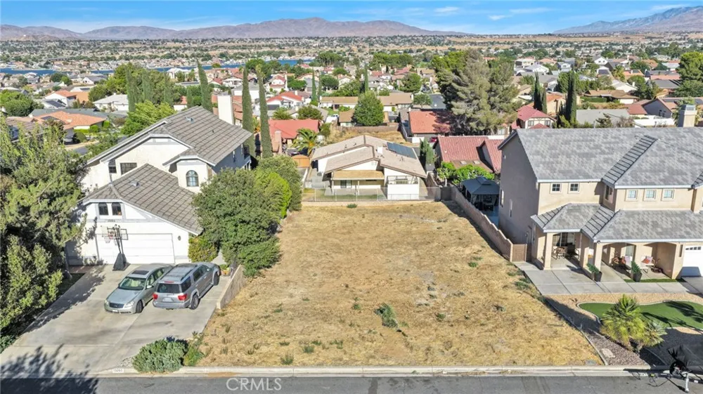 13255 Autumn Leaves Victorville, CA 92395