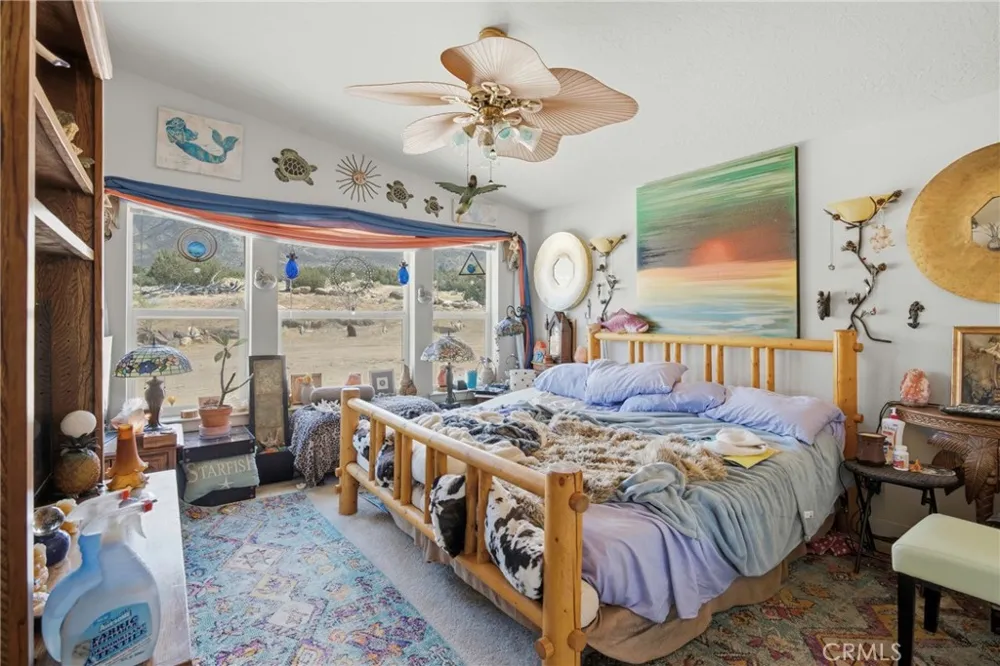 3743 Brooks Weldon, CA 93283