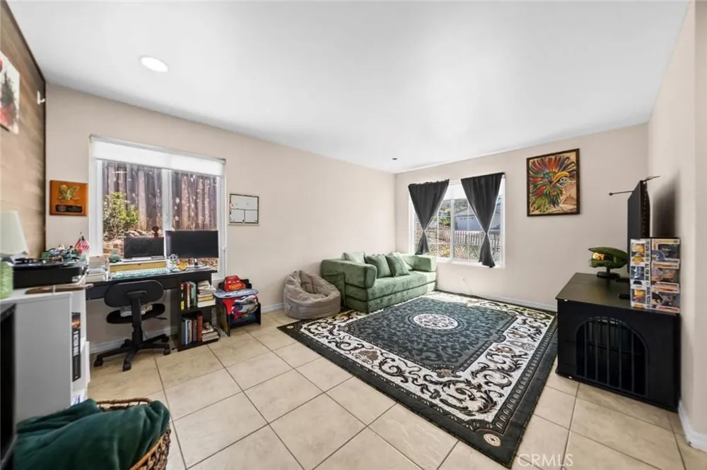 1458 Kent Escondido, CA 92027