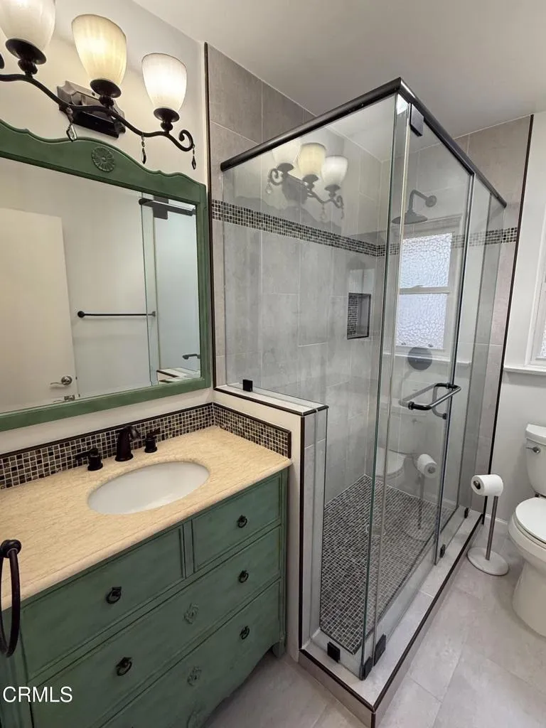 2387 Glen Canyon Road Altadena, CA 91001