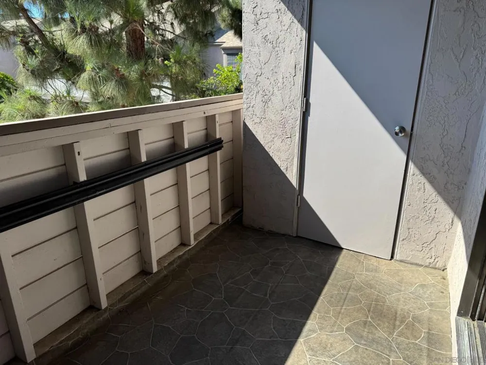 9189 Village Glen Dr #252 San Diego, CA 92123