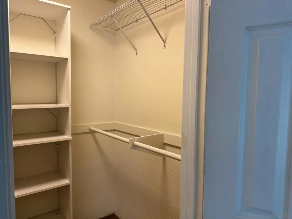 9189 Village Glen Dr #252 San Diego, CA 92123