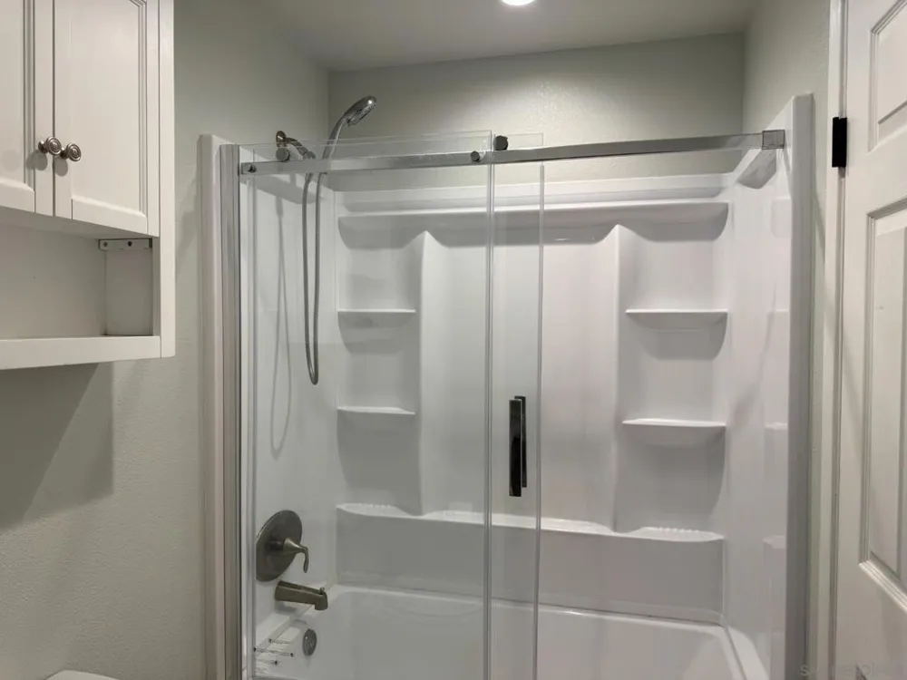 9189 Village Glen Dr #252 San Diego, CA 92123