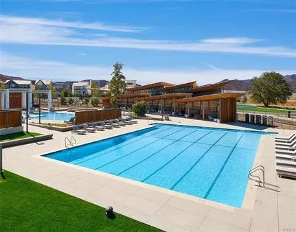27637 Ensemble Valencia, CA 91381