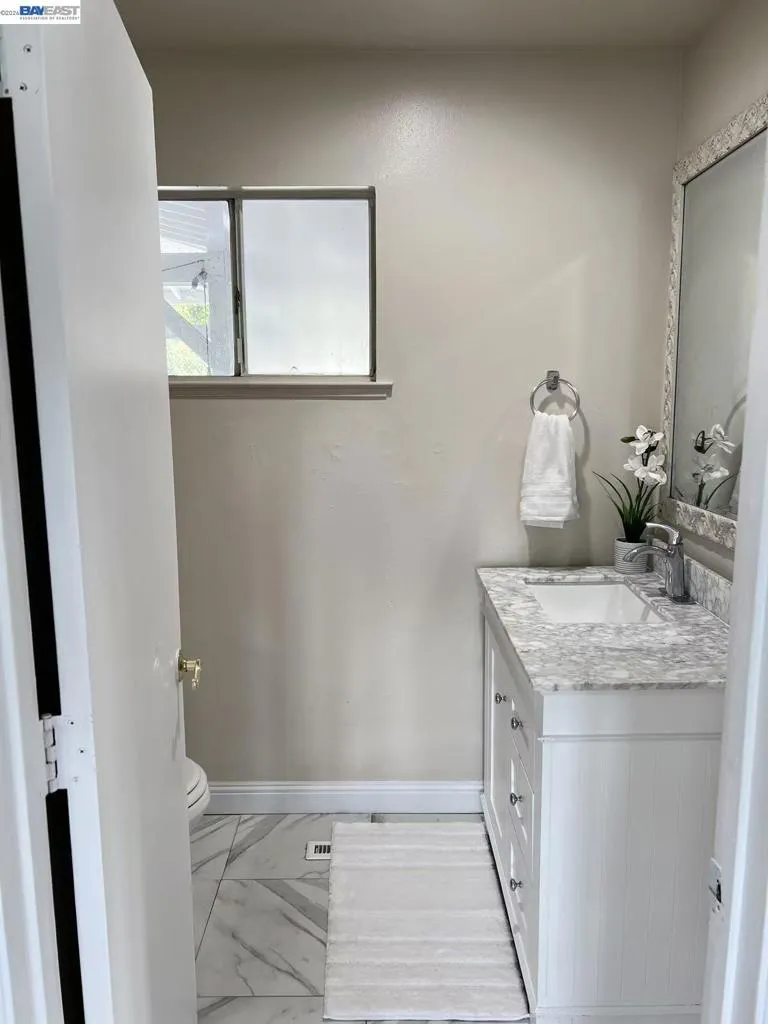 2941 Sunset Ln Antioch, CA 94509