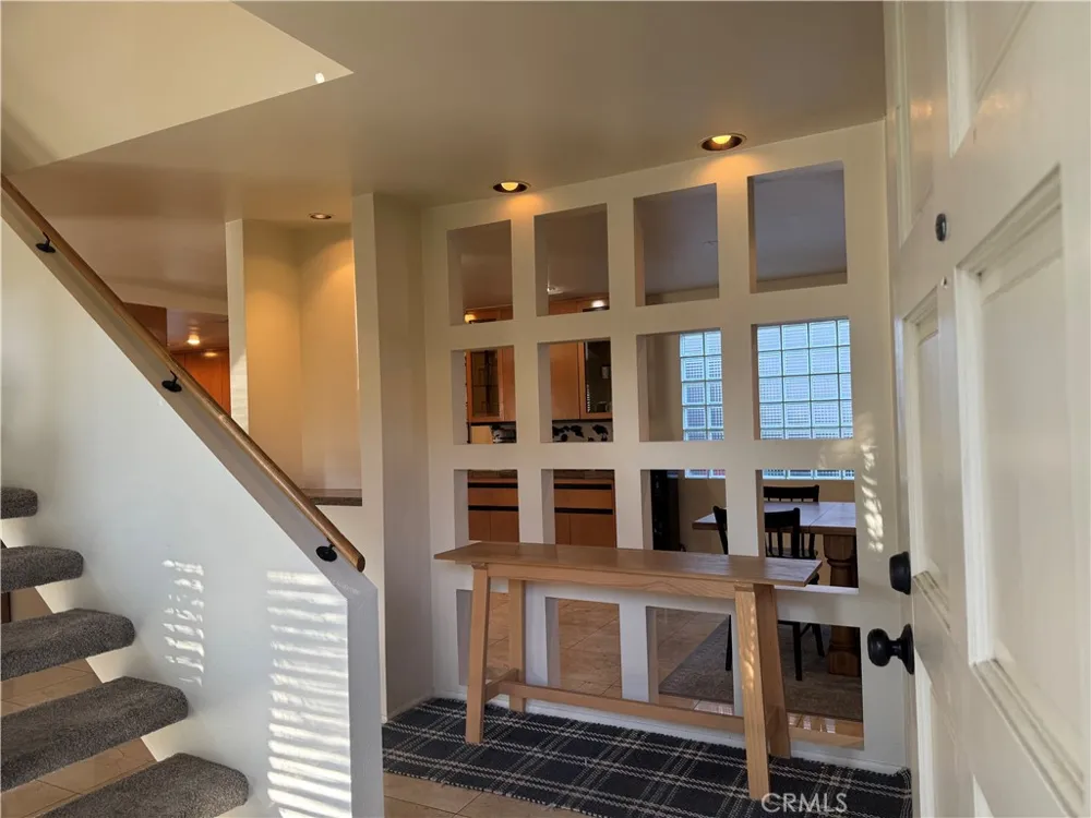 21927 Erie Lake Forest, CA 92630