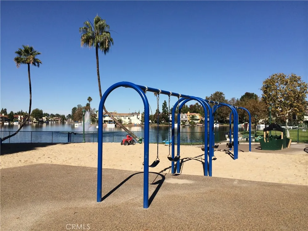 21927 Erie Lake Forest, CA 92630