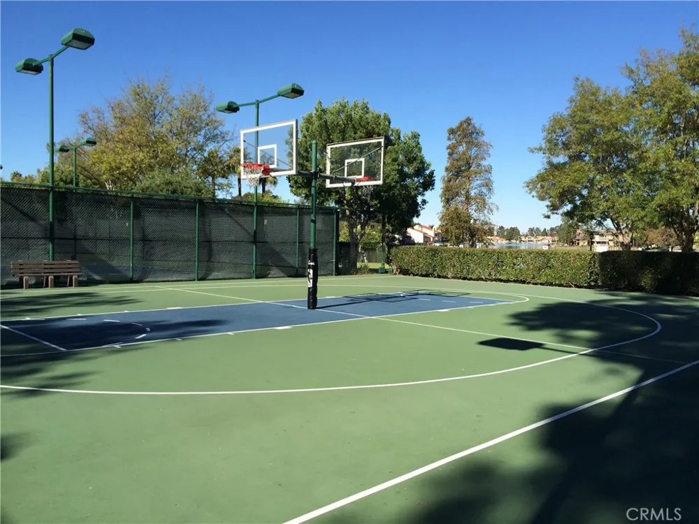 21927 Erie Lake Forest, CA 92630