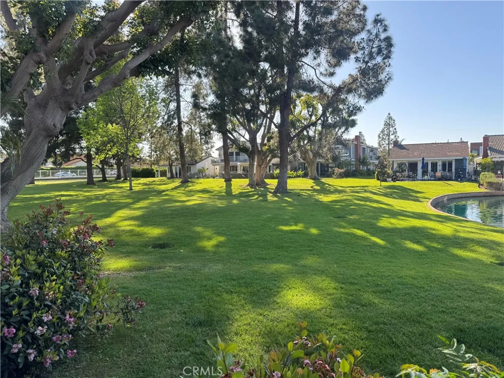 21927 Erie Lake Forest, CA 92630