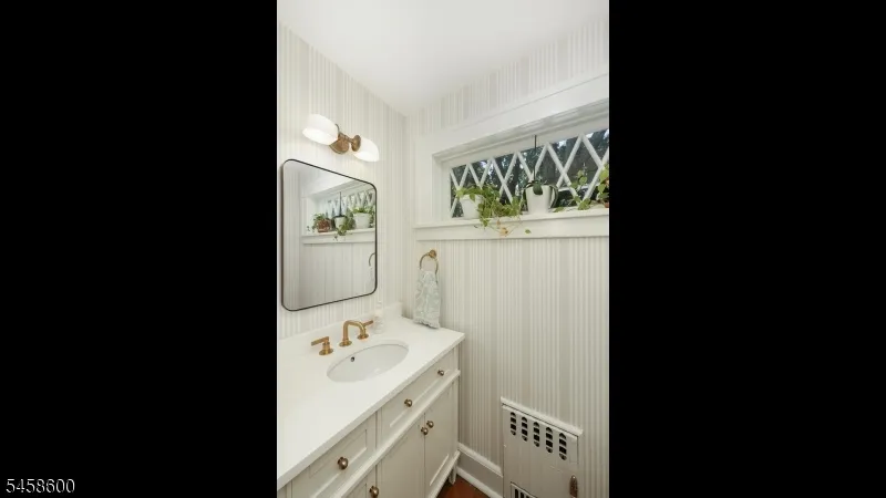 546 Alden Ave Westfield Town, NJ 07090