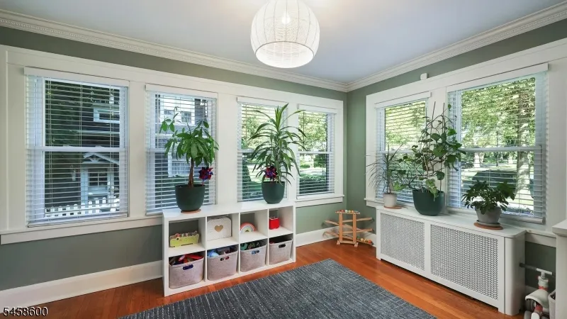 546 Alden Ave Westfield Town, NJ 07090