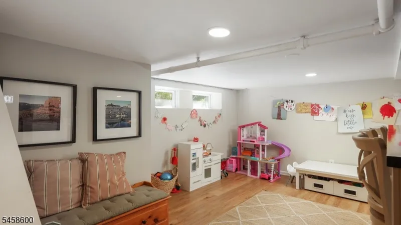546 Alden Ave Westfield Town, NJ 07090