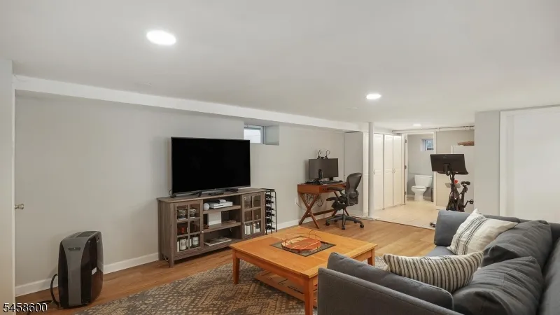 546 Alden Ave Westfield Town, NJ 07090