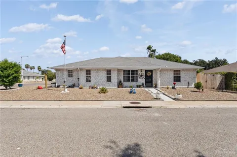1600 Lakeside Drive