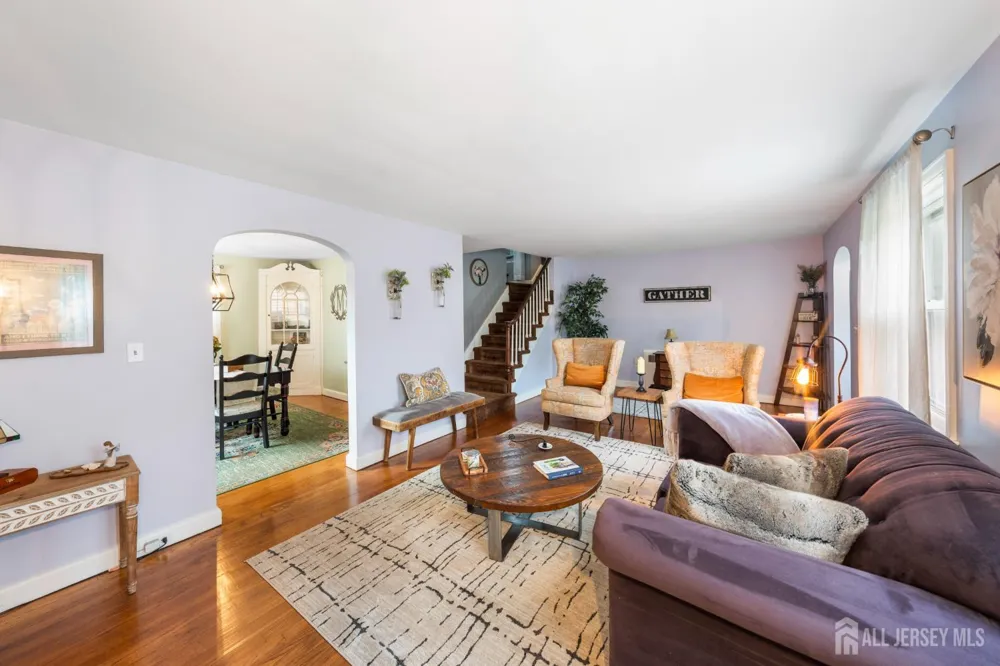 719 Locust Street Roselle Park, NJ 07204