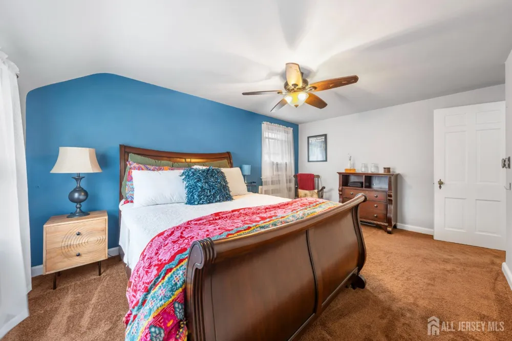 719 Locust Street Roselle Park, NJ 07204