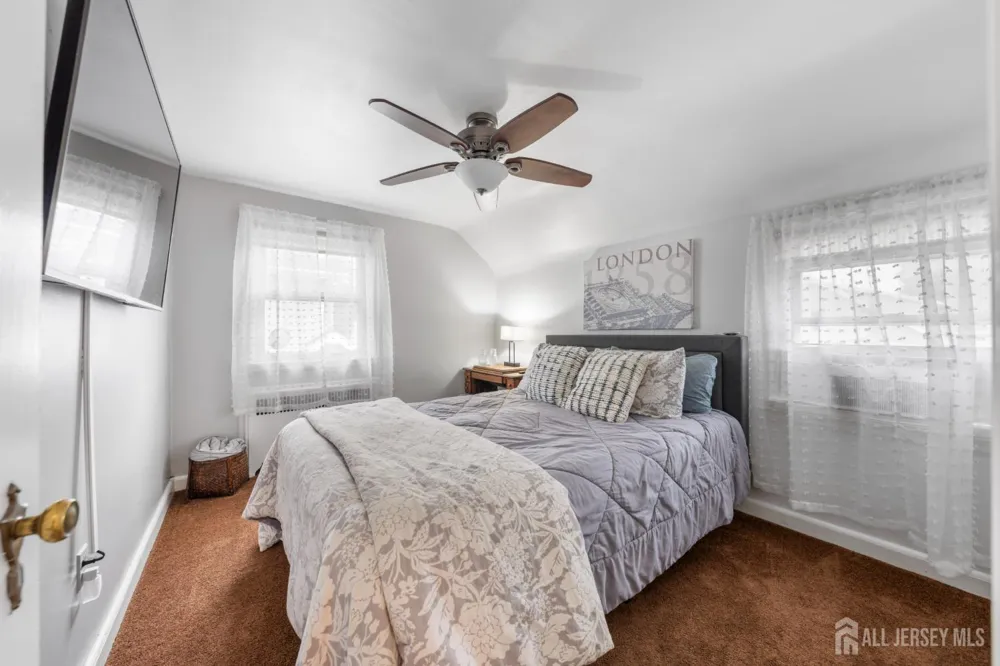 719 Locust Street Roselle Park, NJ 07204