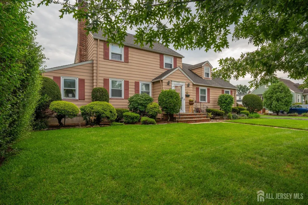 719 Locust Street Roselle Park, NJ 07204