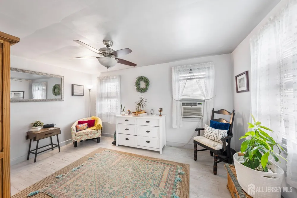 719 Locust Street Roselle Park, NJ 07204