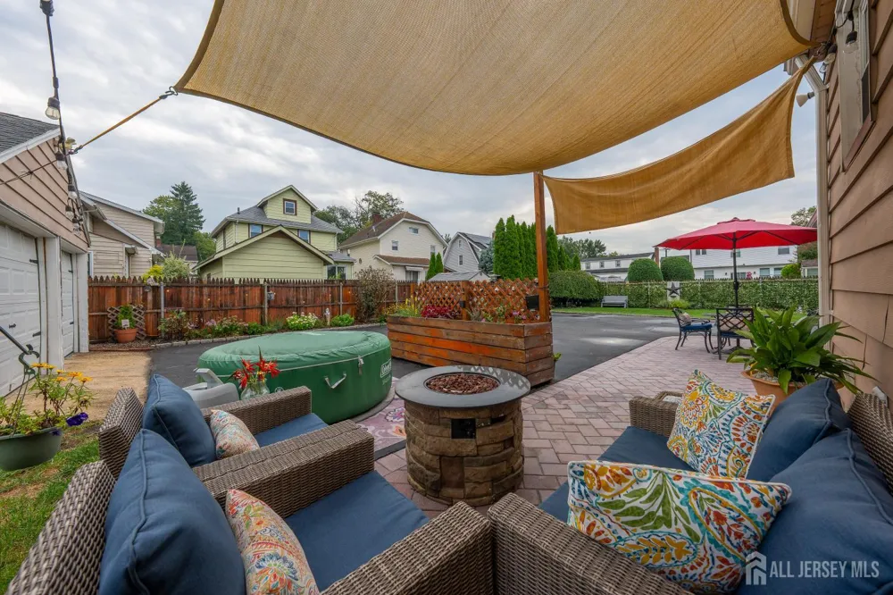 719 Locust Street Roselle Park, NJ 07204