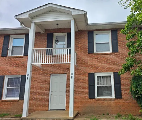 3620 Clemmons Road #15