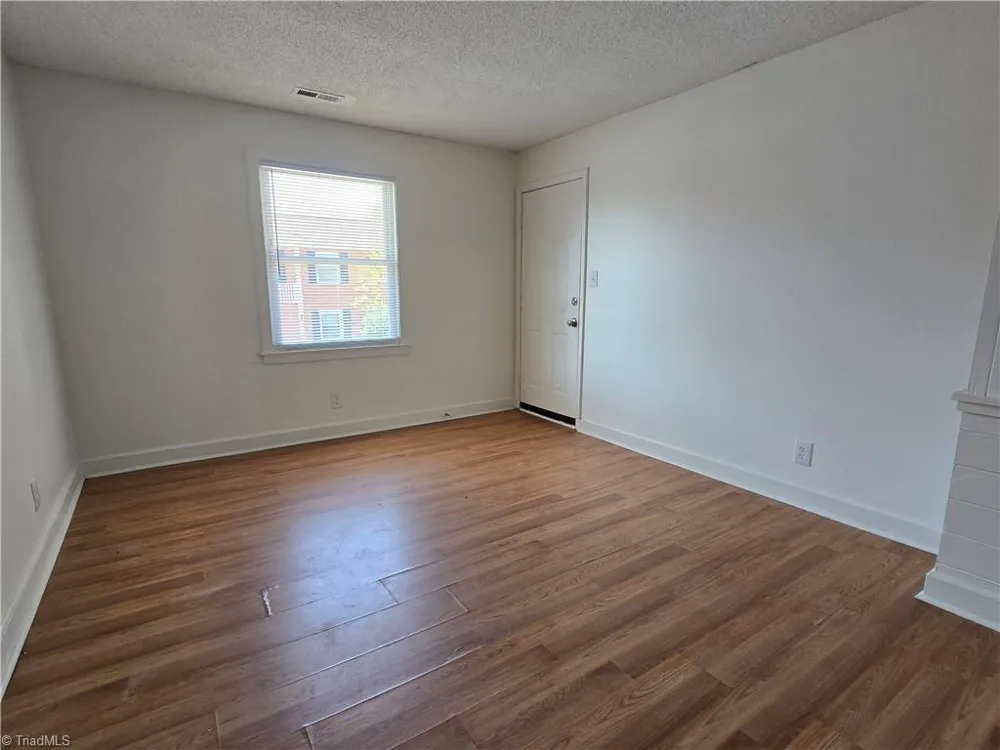 3620 Clemmons Road #15 Clemmons, NC 27012