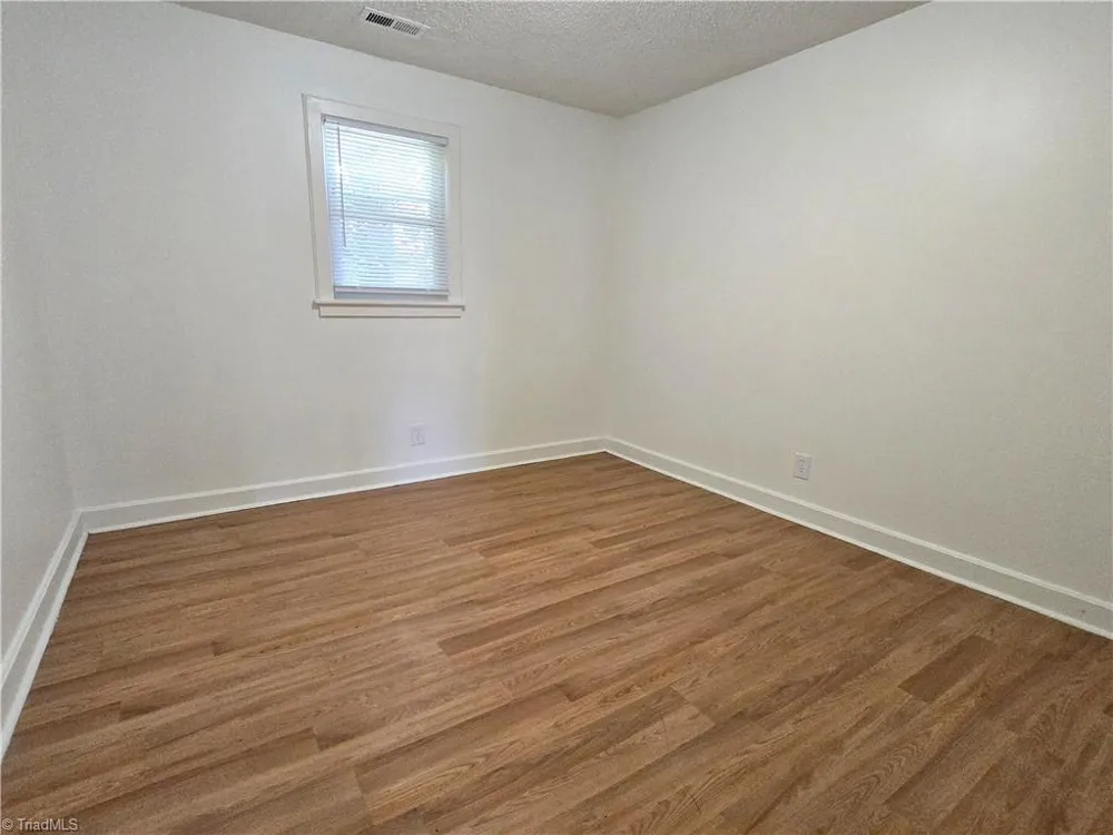 3620 Clemmons Road #15 Clemmons, NC 27012