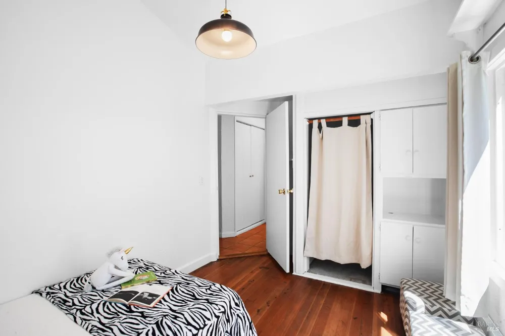 130 Montezuma Avenue Forest Knolls, CA 94933